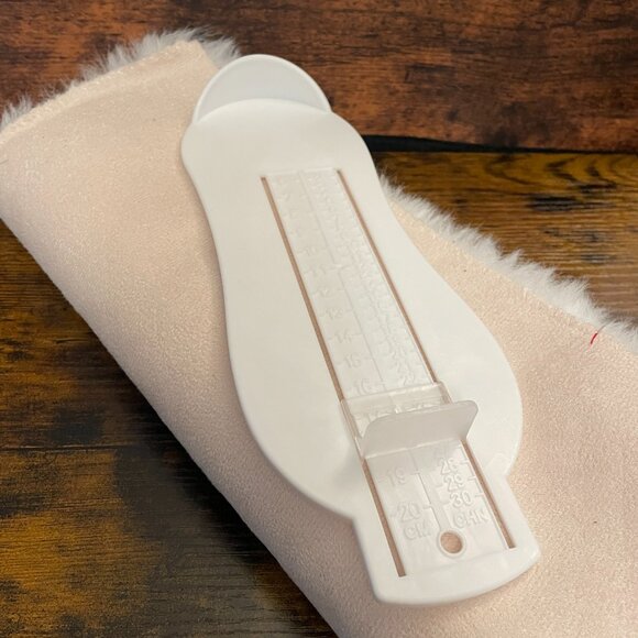 Baby Toddler Foot Measure for Shoe Sizing in White Colour (SKU: 13IN) - Picture 3 of 8